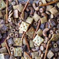 Sweet_and_salty_cinnamon_chex_mix